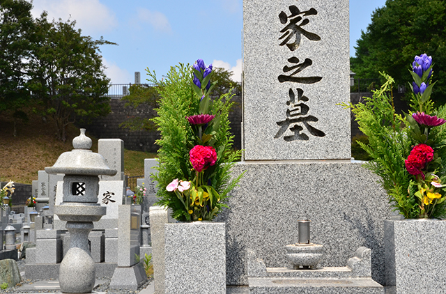 墓じまい 永代供養から手元供養まで新しい供養の形をご紹介 新しい供養編 岡山 広島でお墓づくり 墓じまいなら お墓 の施工実績5万件の東洋石材工芸社